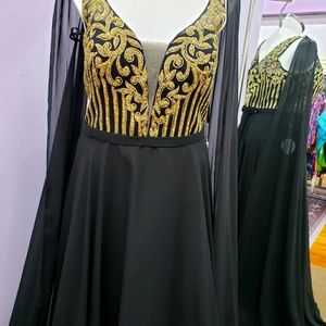 Sydney Closet Black and Gold Formal Gown size 18